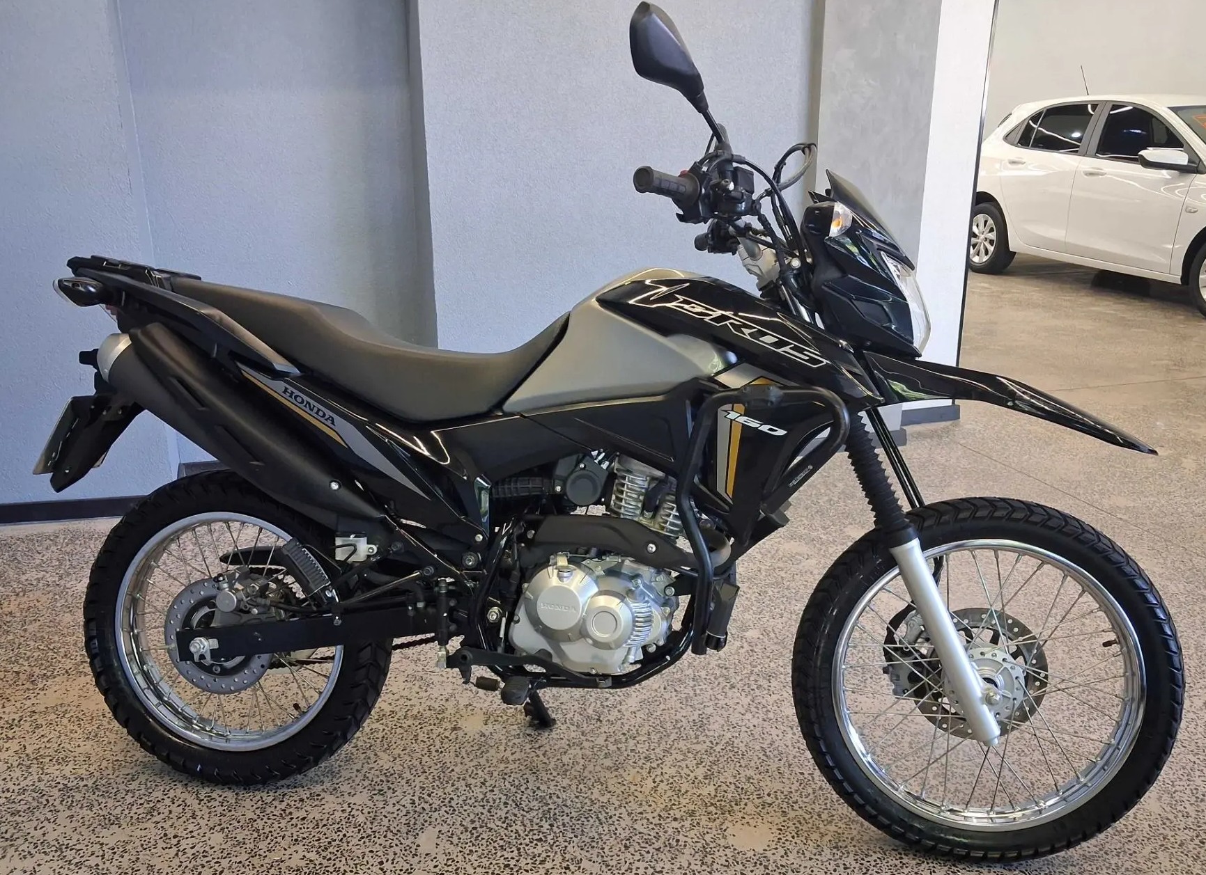 Honda Bros 2023